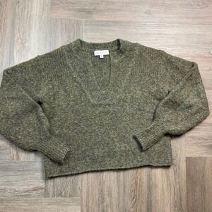 SOMETHING NAVY Textured V Neck Sweater Womens XS Moss Green Wool Blend Classic